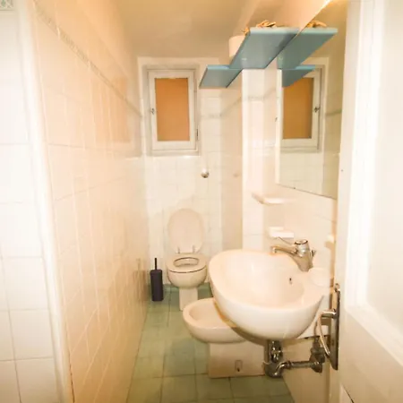 Niccolini 6 - Cozy Flat Nearby City Center Florenz Exterior foto