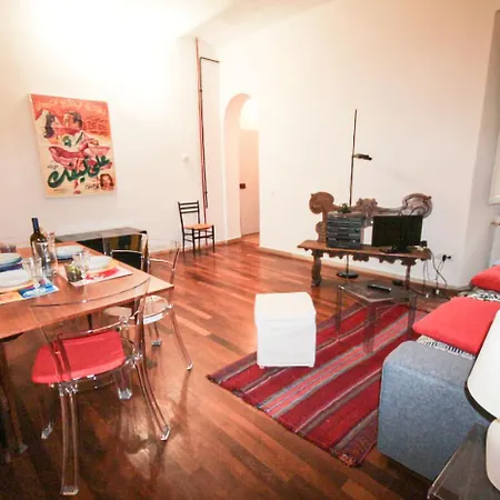 Niccolini 6 - Cozy Flat Nearby City Center Florenz Exterior foto